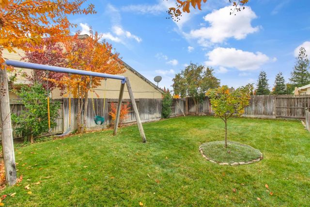 8189 Bantry Ct, Sacramento, CA 95829