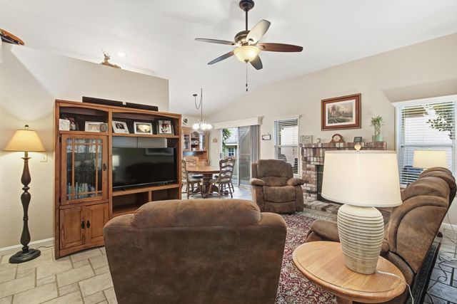 8189 Bantry Ct, Sacramento, CA 95829