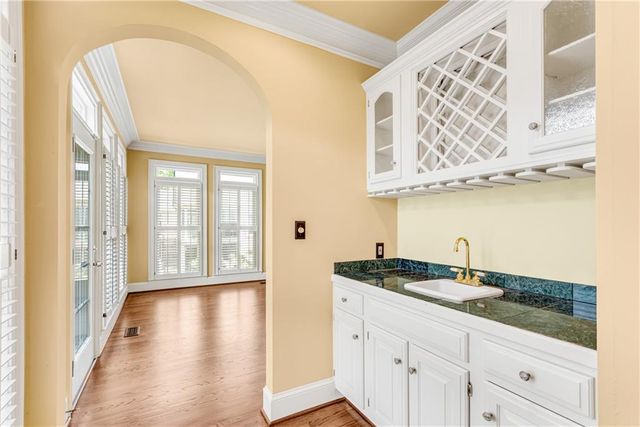1006 Quaker Ridge Way, Johns Creek, GA 30097