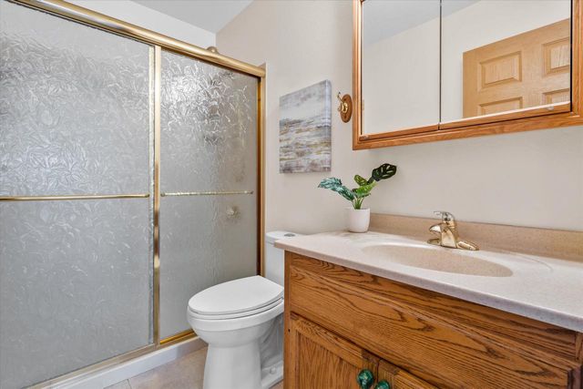 2607 Fox River PARKWAY, Waukesha, WI 53189