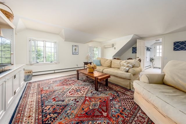 46 Great Bay Rd, Barnstable, MA 02655