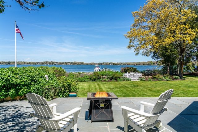 46 Great Bay Rd, Barnstable, MA 02655