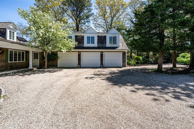 46 Great Bay Rd, Barnstable, MA 02655