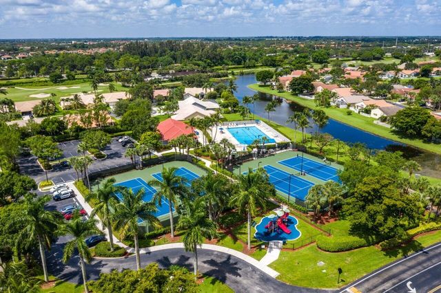 6376 Shadow Tree Lane, Lake Worth, FL 33463