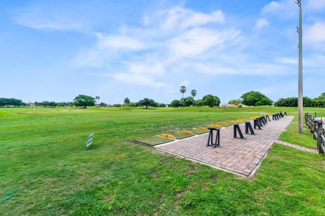 6376 Shadow Tree Lane, Lake Worth, FL 33463