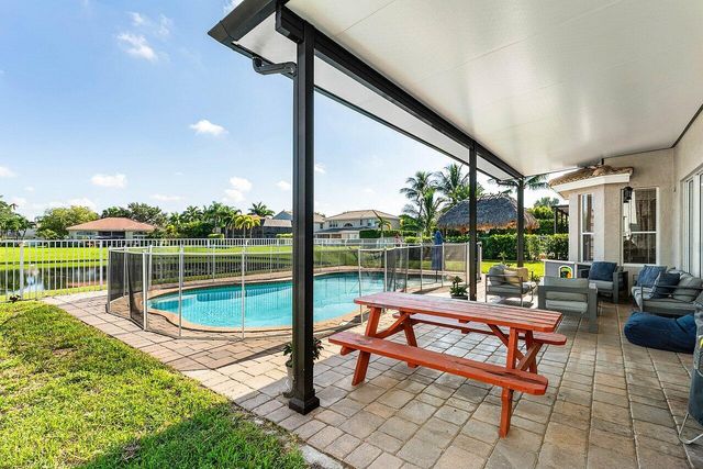 6376 Shadow Tree Lane, Lake Worth, FL 33463