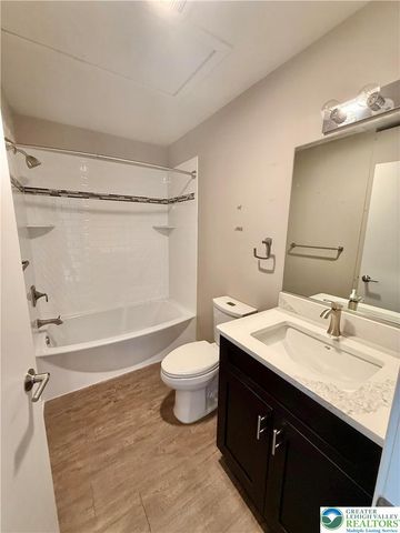 124 West Union Boulevard 214, Bethlehem City, PA 18018
