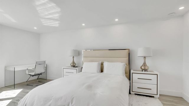 550 S Ocean Boulevard 1906, Boca Raton, FL 33432