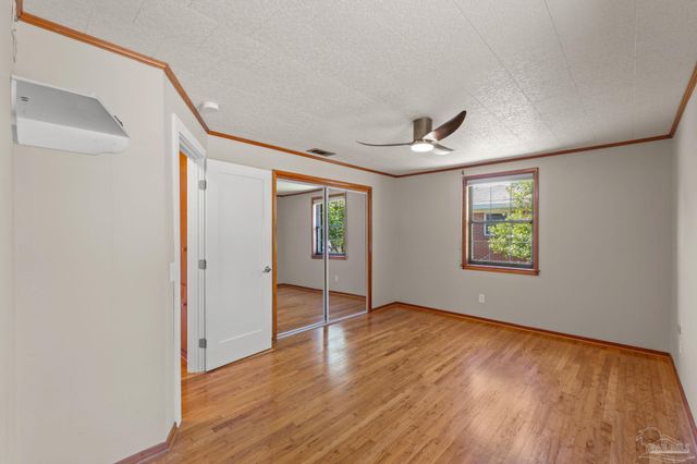 2500 E Burgess Rd, Pensacola, FL 32504