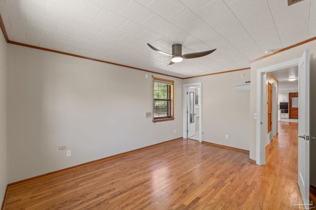 2500 E Burgess Rd, Pensacola, FL 32504