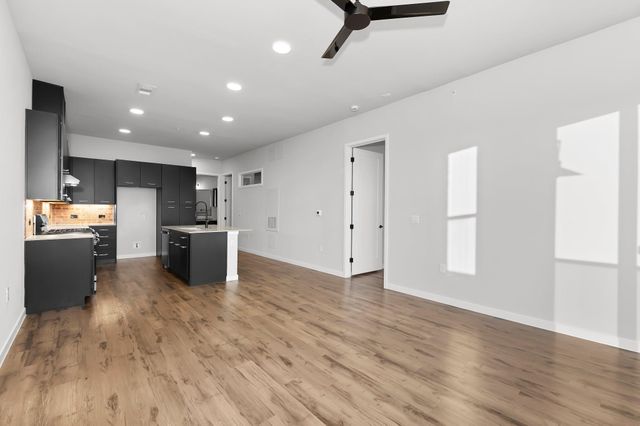 4510 Terry-O LN 418, Austin, TX 78745