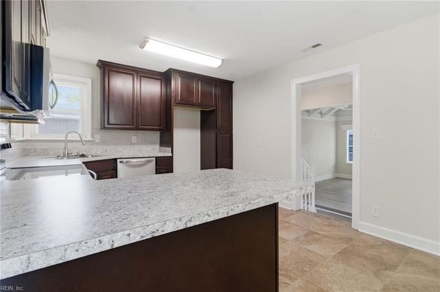 1312 Hodges Ferry RD, Portsmouth, VA 23707