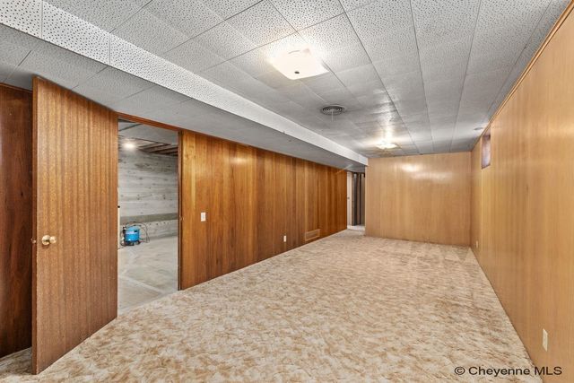 3533 MCCOMB AVE, Cheyenne, WY 82001