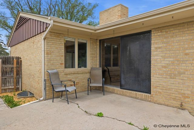 3533 MCCOMB AVE, Cheyenne, WY 82001