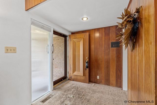 3533 MCCOMB AVE, Cheyenne, WY 82001
