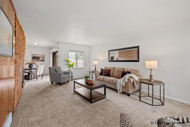 3533 MCCOMB AVE, Cheyenne, WY 82001