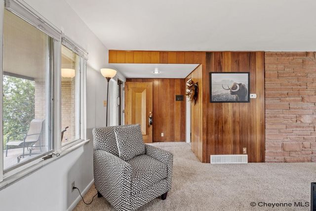 3533 MCCOMB AVE, Cheyenne, WY 82001