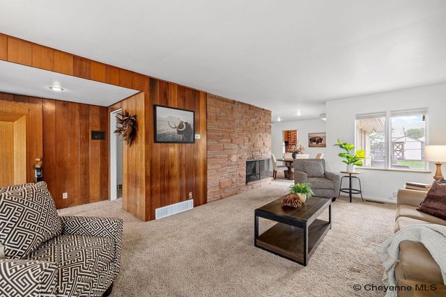 3533 MCCOMB AVE, Cheyenne, WY 82001
