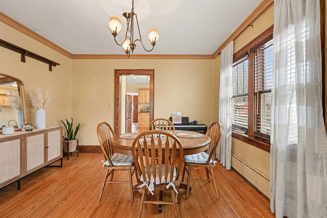 1254 Thomas Avenue, Saint Paul, MN 55104