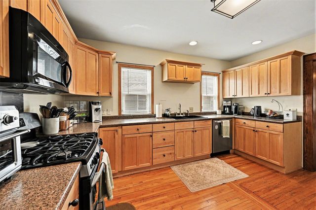 1254 Thomas Avenue, Saint Paul, MN 55104