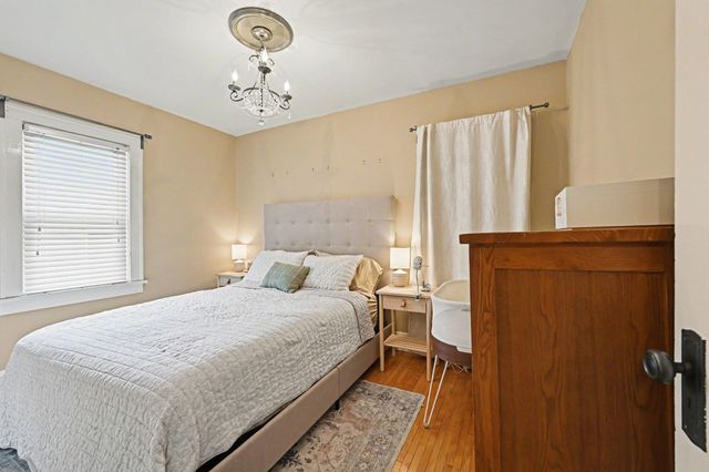 1254 Thomas Avenue, Saint Paul, MN 55104