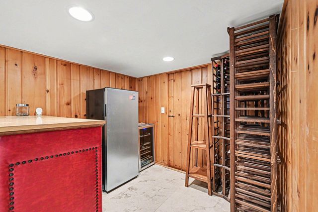 1254 Thomas Avenue, Saint Paul, MN 55104