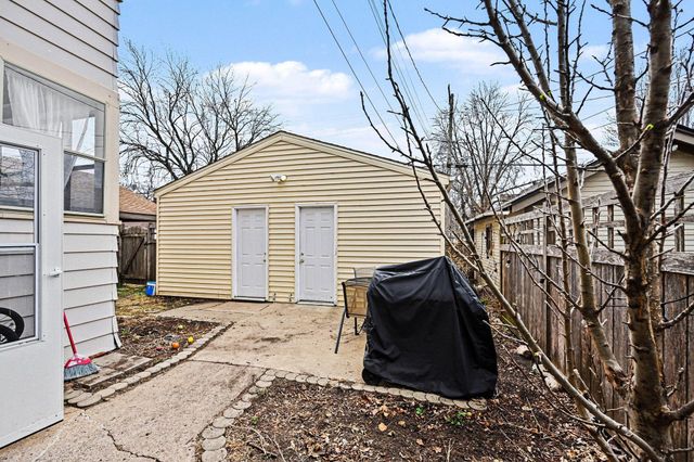 1254 Thomas Avenue, Saint Paul, MN 55104
