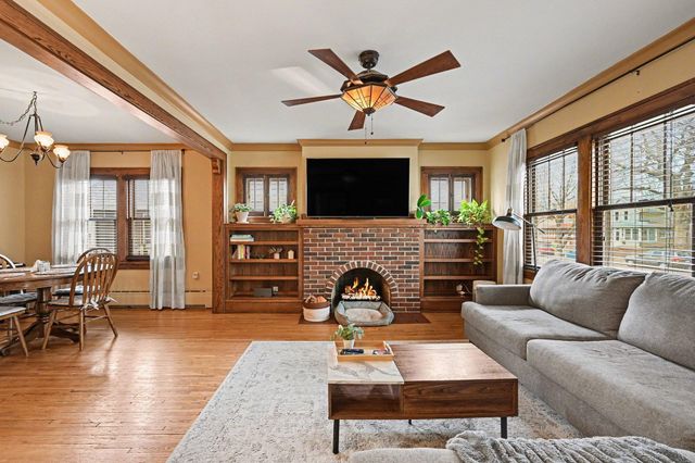 1254 Thomas Avenue, Saint Paul, MN 55104