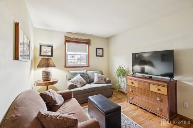 33 Caroline Drive, South River, NJ 08882