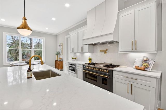 4712 Kings Down Road, Atlanta, GA 30338