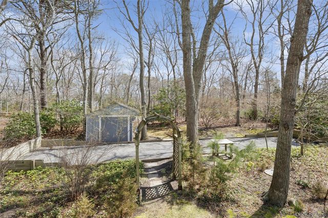 4 Columbine Avenue S, Hampton Bays, NY 11946