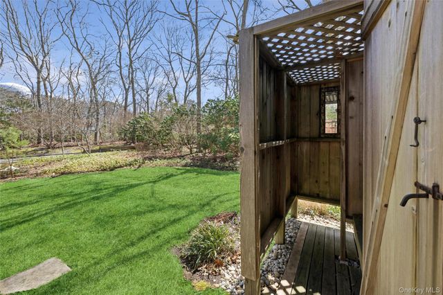 4 Columbine Avenue S, Hampton Bays, NY 11946