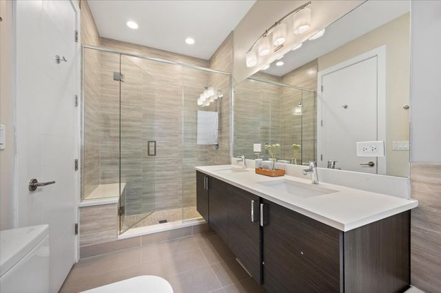 1349 N Leavitt Street 1B, Chicago, IL 60622