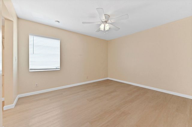 126 Sparrow Drive 22A, Royal Palm Beach, FL 33411