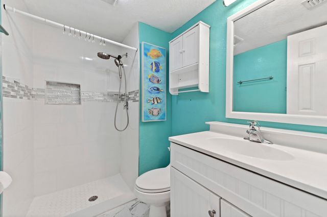 126 Sparrow Drive 22A, Royal Palm Beach, FL 33411