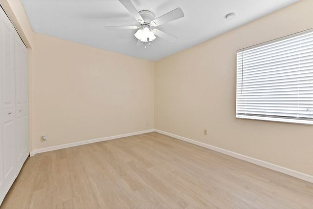 126 Sparrow Drive 22A, Royal Palm Beach, FL 33411
