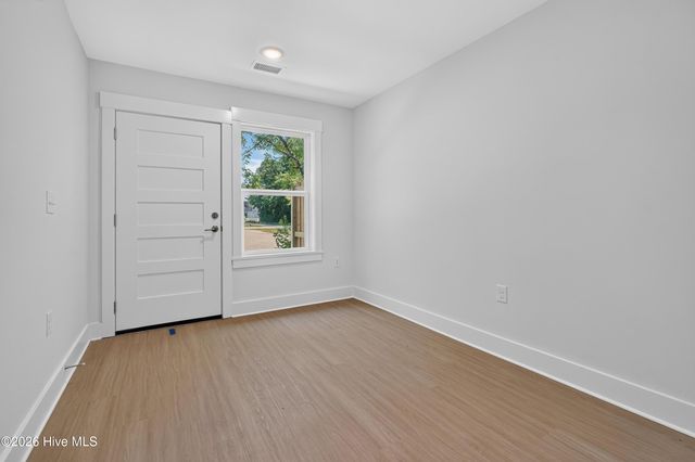 326 Forest Park Road B, Wilmington, NC 28409