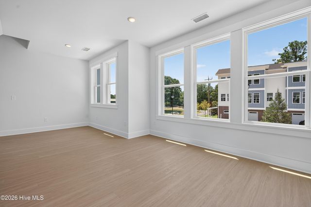 326 Forest Park Road B, Wilmington, NC 28409