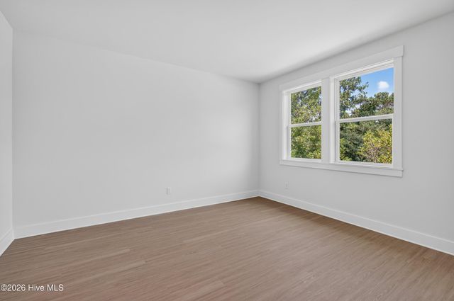 326 Forest Park Road B, Wilmington, NC 28409