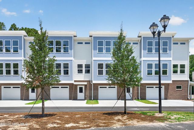 326 Forest Park Road B, Wilmington, NC 28409