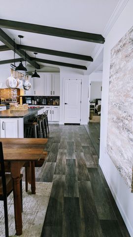 531 Pea Ridge Rd, Chestnut Mound, TN 38552