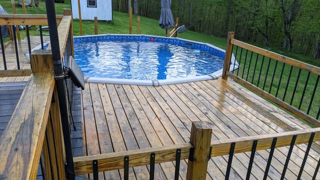 531 Pea Ridge Rd, Chestnut Mound, TN 38552