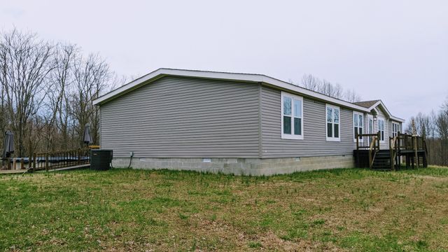 531 Pea Ridge Rd, Chestnut Mound, TN 38552