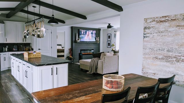 531 Pea Ridge Rd, Chestnut Mound, TN 38552