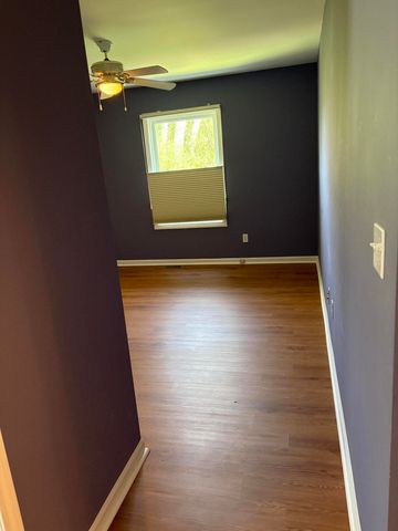 38320 Saratoga Circle, Farmington Hills, MI 48331