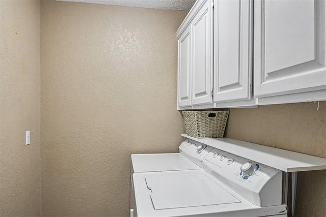 625 Fire Light Drive, Moore, OK 73160