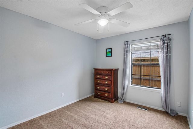 625 Fire Light Drive, Moore, OK 73160