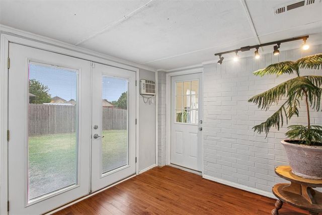 625 Fire Light Drive, Moore, OK 73160