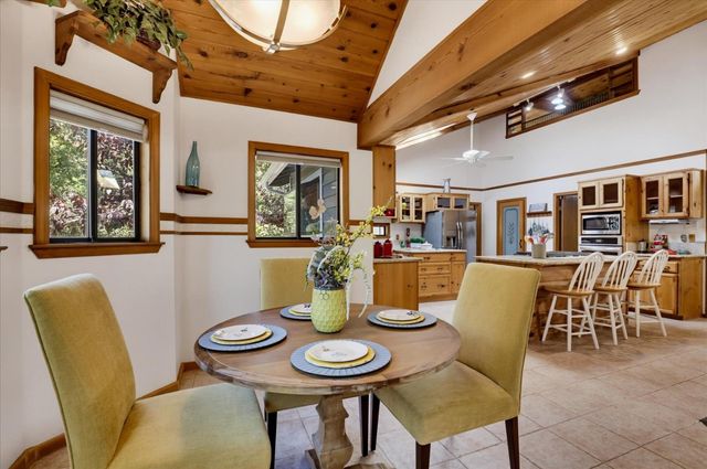 14333 Brooks Rd, Grass Valley, CA 95945