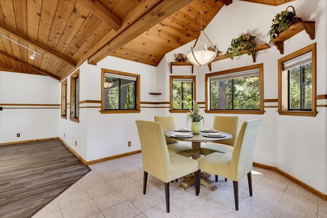 14333 Brooks Rd, Grass Valley, CA 95945